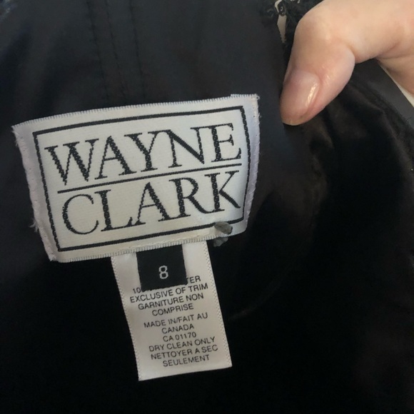 Black Wayne Clark Gown - Size 8 - Picture 4 of 6